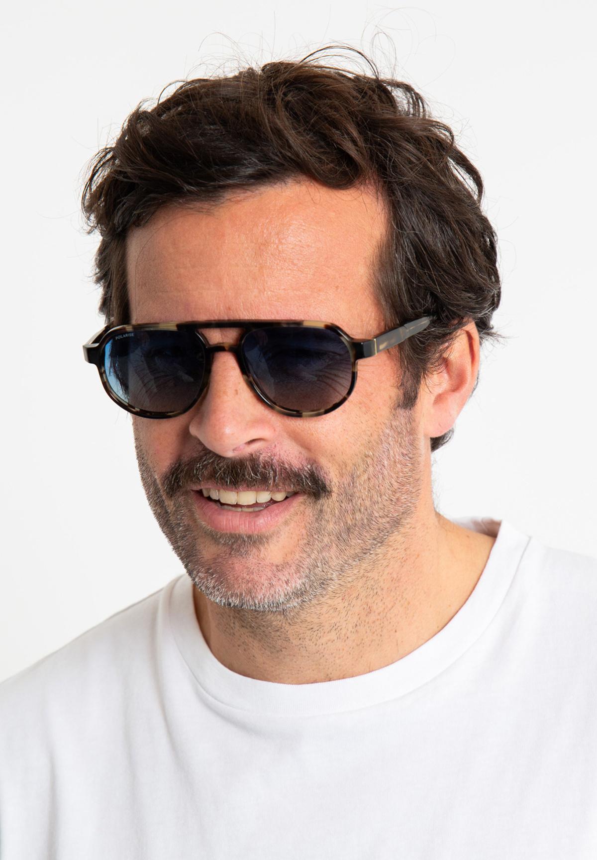Sunglasses FD 2501 Tortoiseshell