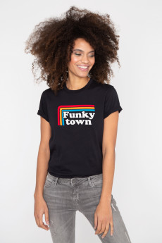 Photo de T-SHIRTS COL ROND Tshirt FUNKY TOWN chez French Disorder