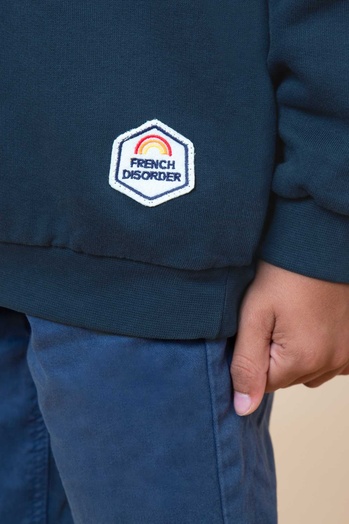 Sweat Max Warmy EXPLORE THE WORLD