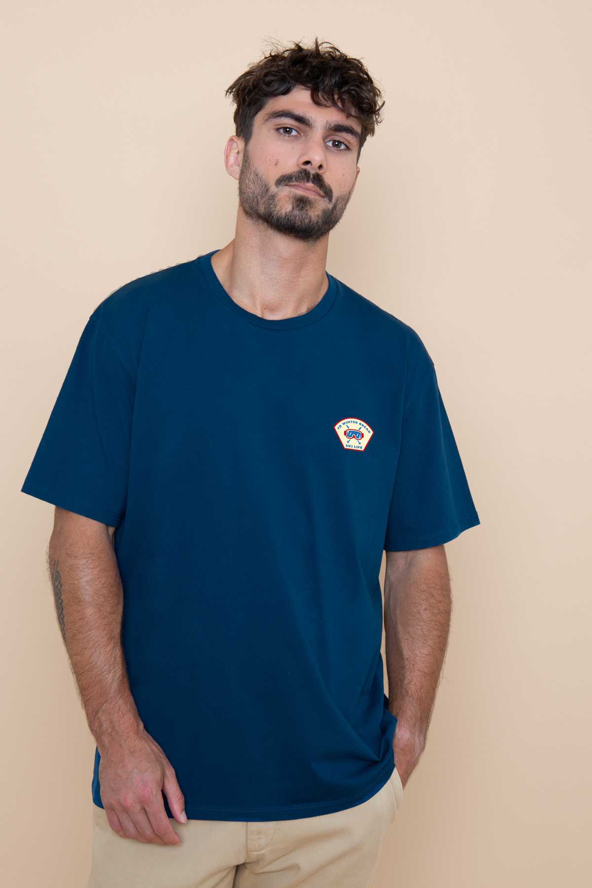 Tshirt Mike Patch WINTER BREAK Tshirt Mike Patch WINTER BREAK